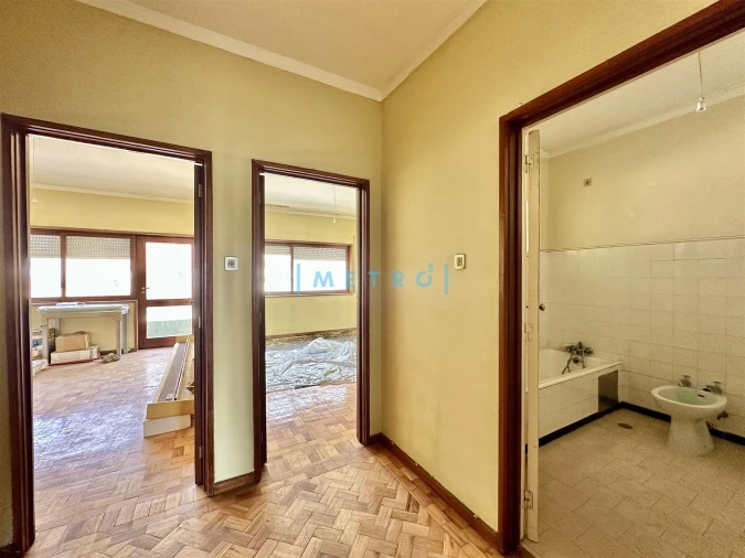 Apartamento T3 para Venda em Lordelo do Ouro e Massarelos Foto 18