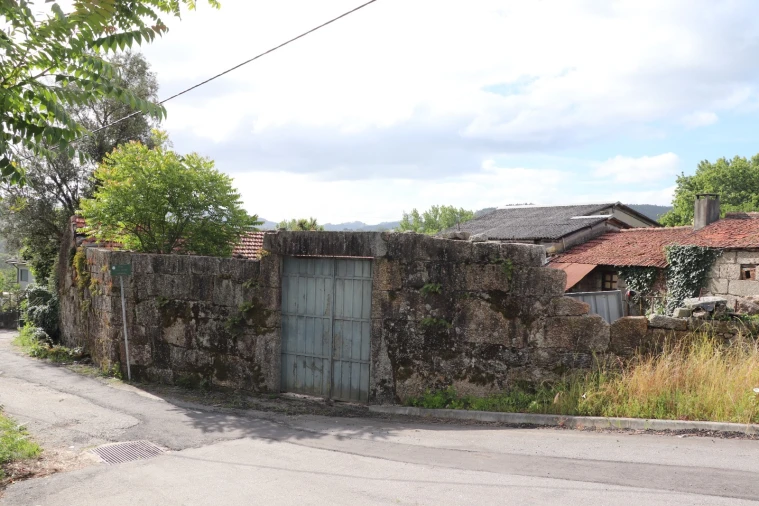 Quinta T3 para Venda em Azurem Foto 4
