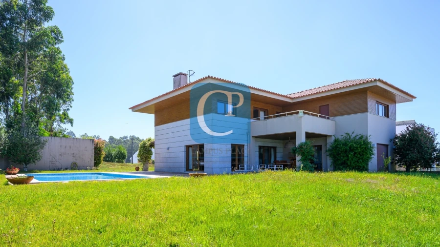 Moradia T4 para Venda em Seixas