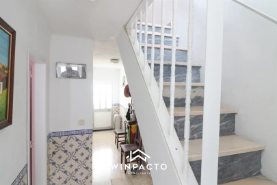 Moradia T4 para Venda em Aldeia das Dez