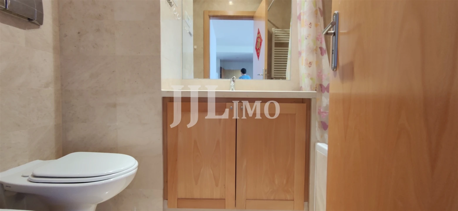 Apartamento T1 para Arrendamento em Parque das Nações Foto 3