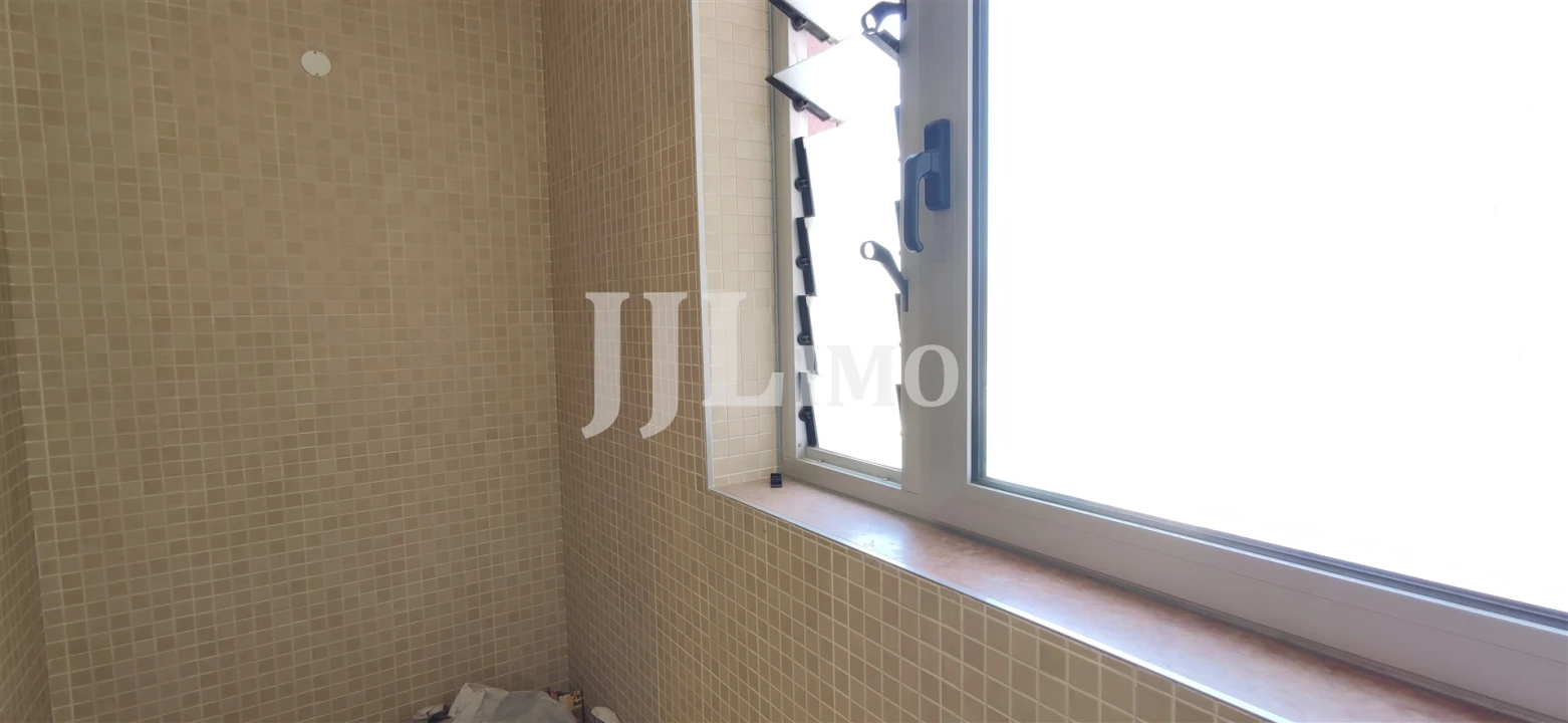 Apartamento T1 para Arrendamento em Parque das Nações Foto 7