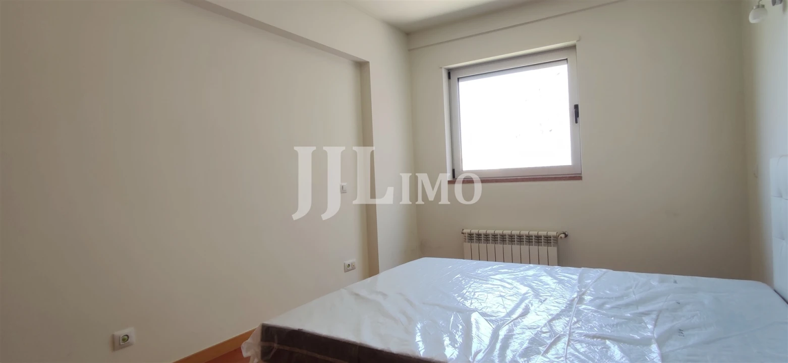 Apartamento T1 para Arrendamento em Parque das Nações Foto 8
