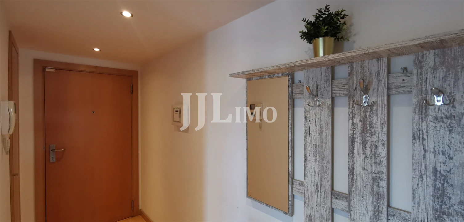 Apartamento T1 para Arrendamento em Parque das Nações Foto 6