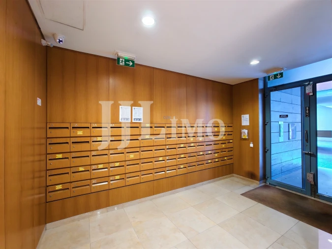 Apartamento T3 para Arrendamento em Marvila Foto 2