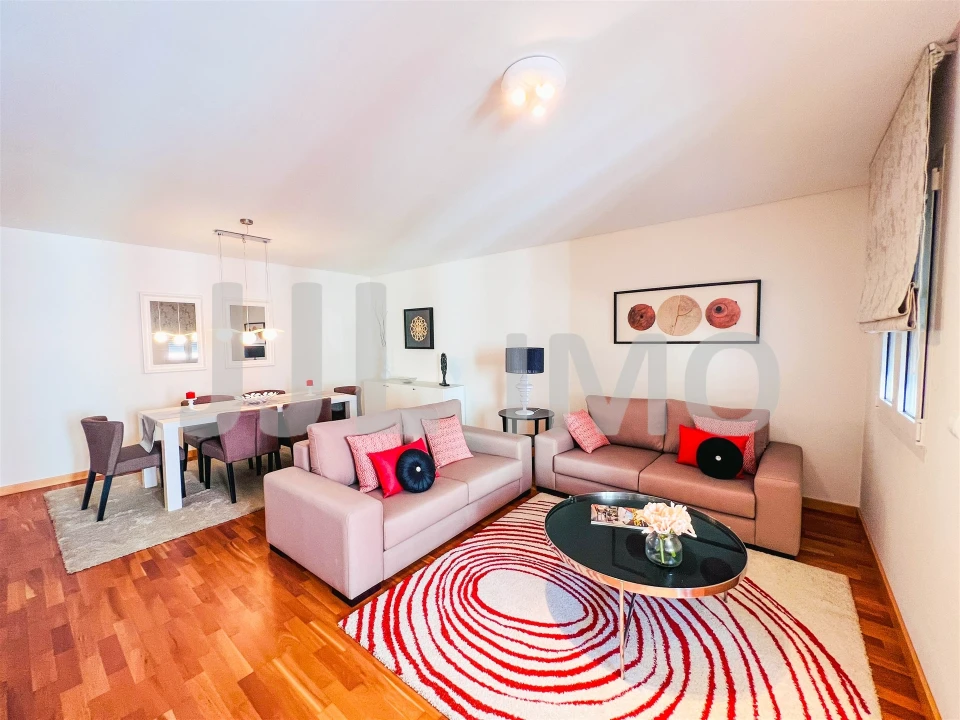 Apartamento T3 para Arrendamento em São Domingos de Benfica Foto 1