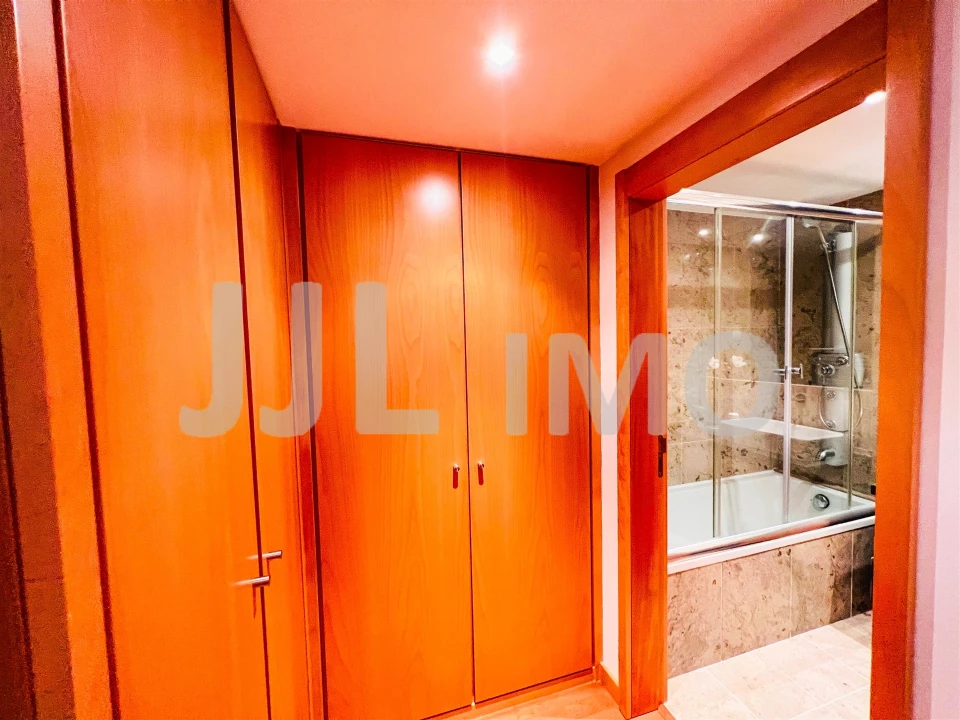 Apartamento T3 para Arrendamento em São Domingos de Benfica Foto 10