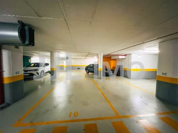 Apartamento T3 para Arrendamento em São Domingos de Benfica