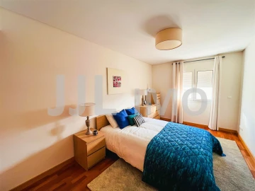 Apartamento T3 para Arrendamento em São Domingos de Benfica