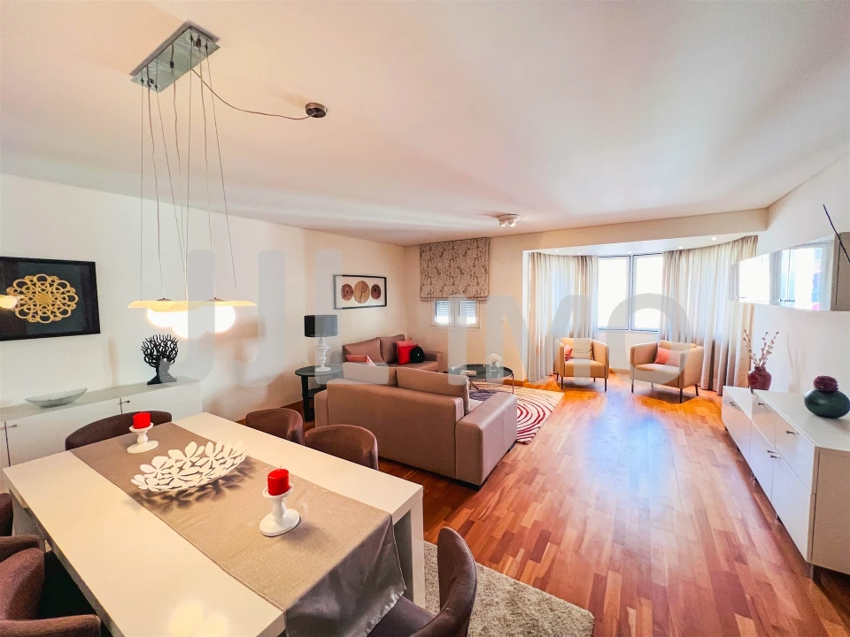 Apartamento T3 para Arrendamento em São Domingos de Benfica Foto 22