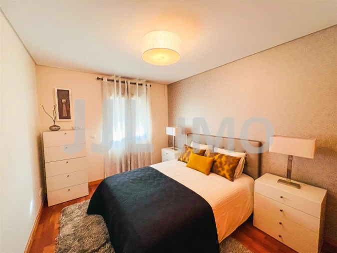 Apartamento T3 para Arrendamento em São Domingos de Benfica Foto 9