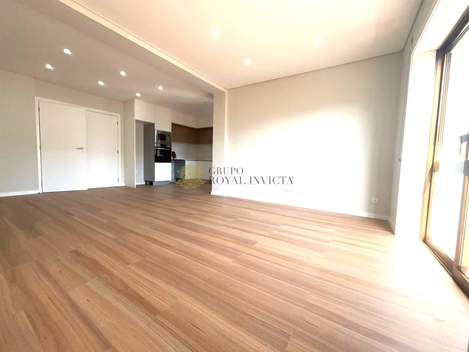 Apartamento T3 para Venda em Bonfim Foto 4