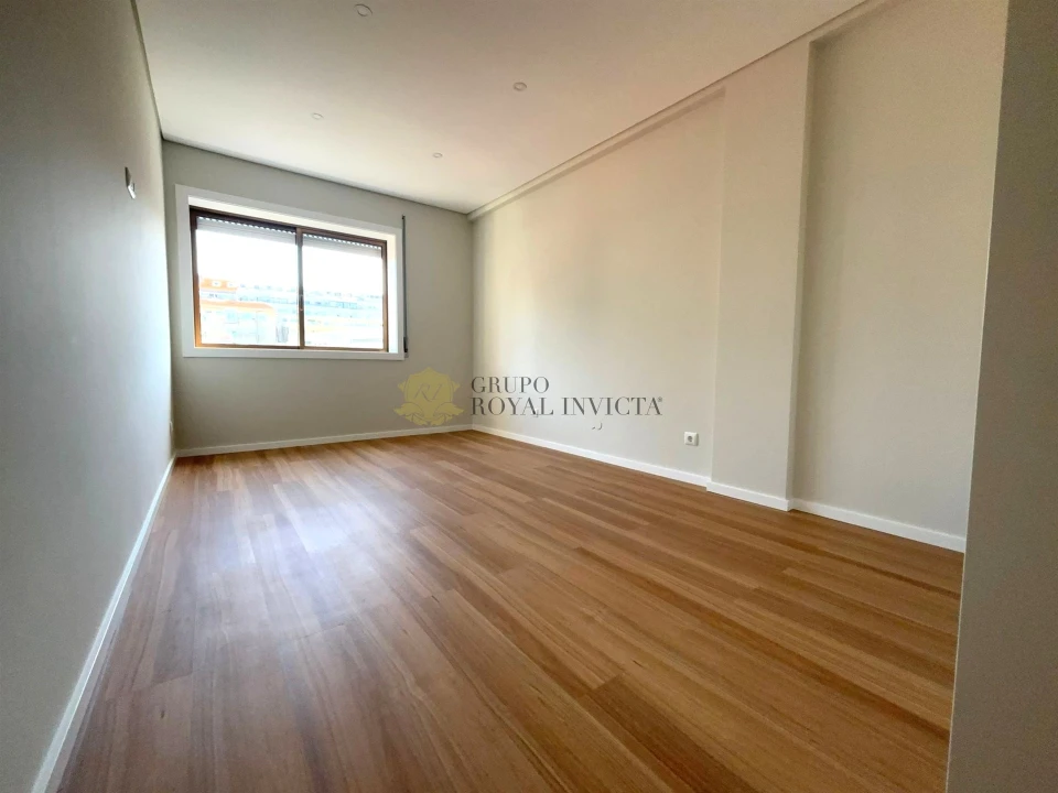 Apartamento T3 para Venda em Bonfim Foto 24