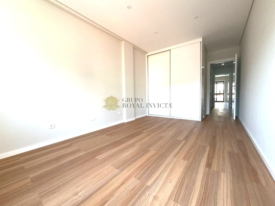 Apartamento T3 para Venda em Bonfim Foto 17
