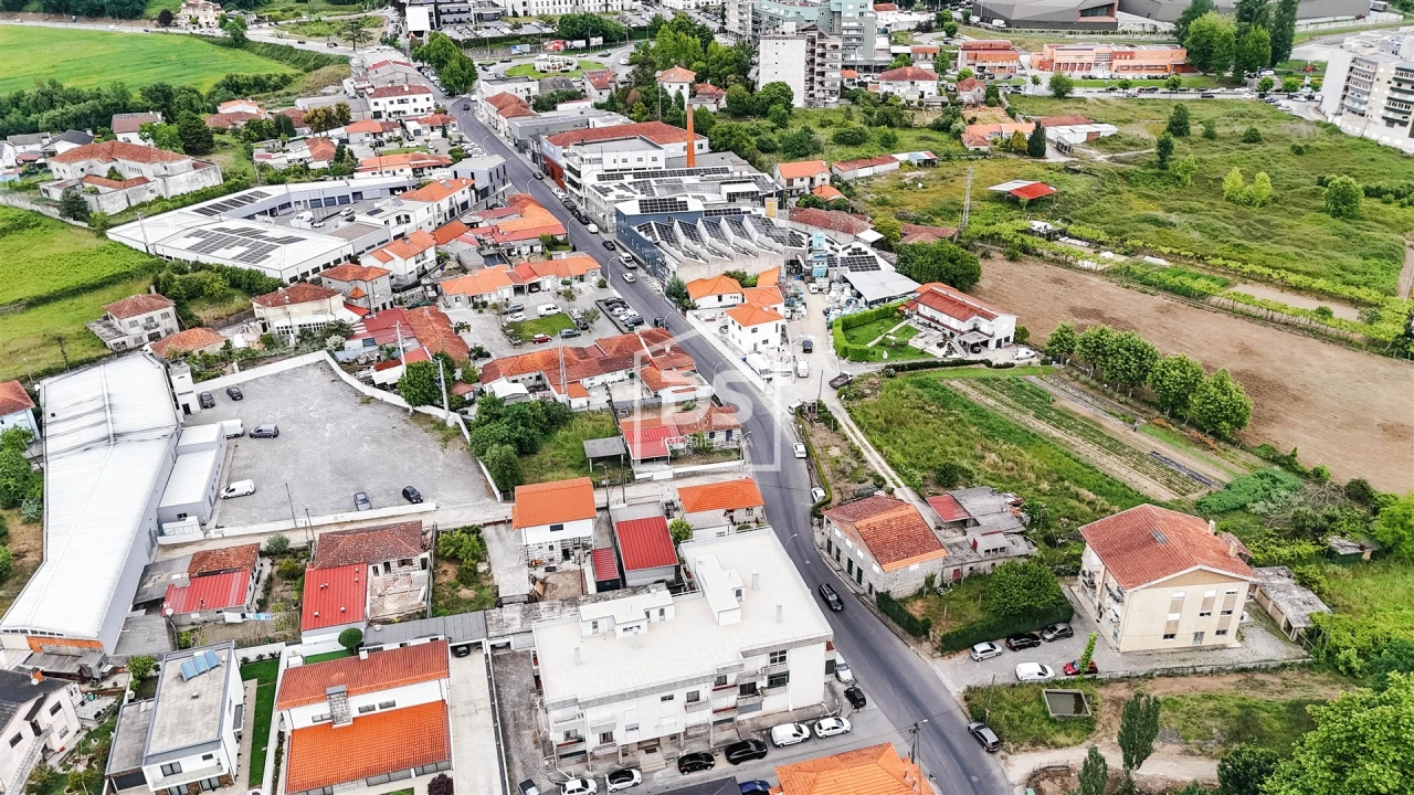 Loja para Trespasse em Margaride, Várzea, Lagares, Varziela, Moure Foto 4