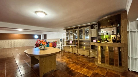 Quinta T5 para Venda em Nevogilde