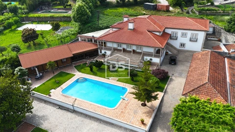 Quinta T5 para Venda em Nevogilde