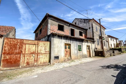 Moradia T3 para Venda em Chãos