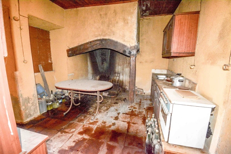 Moradia T3 para Venda em Chãos Foto 7