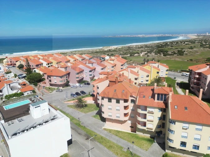 Apartamento T3 para Venda em Atouguia da Baleia Foto 16