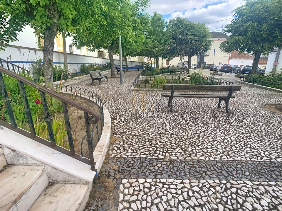 Moradia T2 para Venda em Bencatel Foto 10