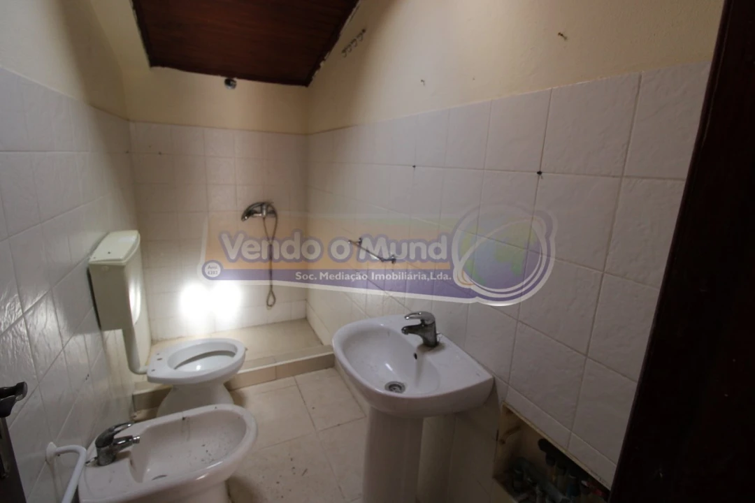 Moradia T1 para Venda em Benavente Foto 4