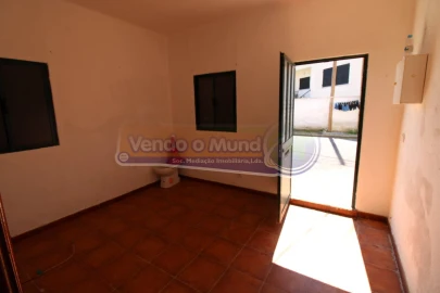 Moradia T1 para Venda em Benavente