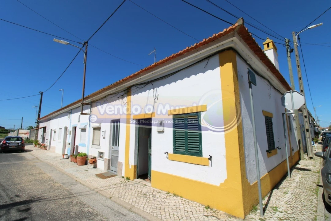 Moradia T1 para Venda em Benavente Foto 1