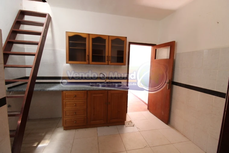 Moradia T1 para Venda em Benavente Foto 9