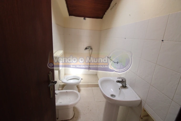 Moradia T1 para Venda em Benavente Foto 5