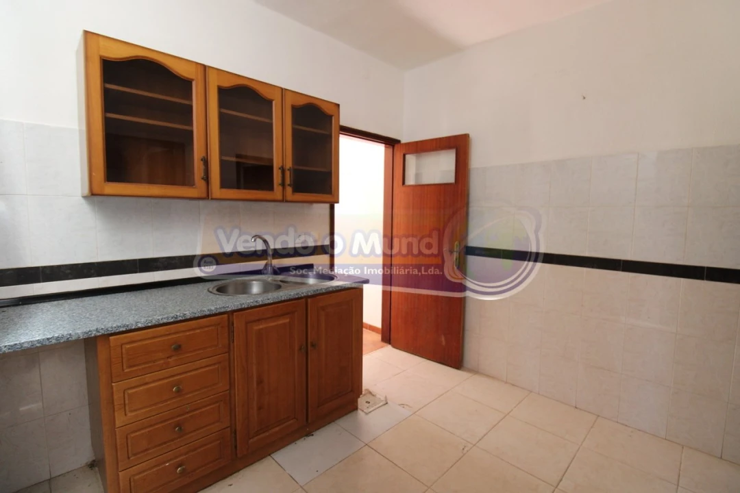 Moradia T1 para Venda em Benavente Foto 7