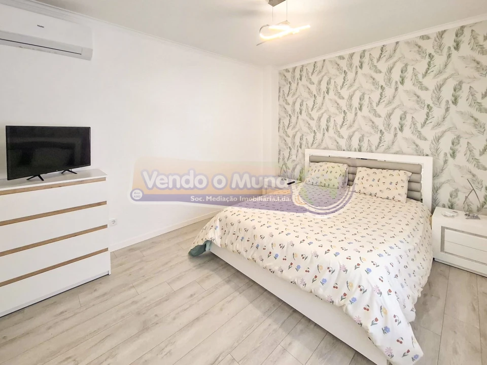Apartamento T3 para Venda em Benavente Foto 19