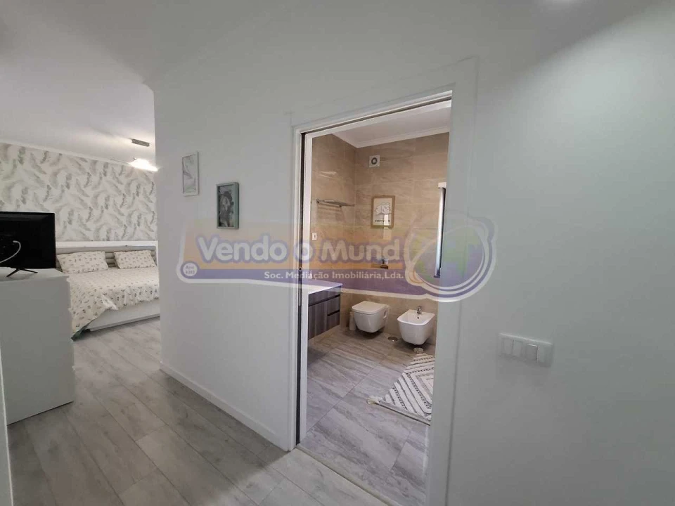 Apartamento T3 para Venda em Benavente Foto 17