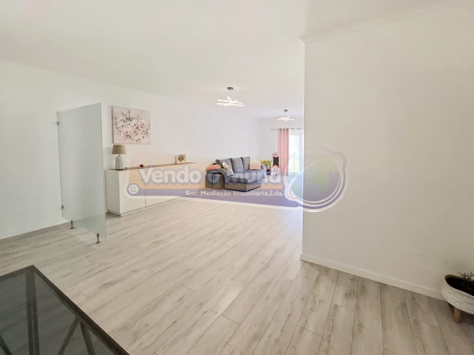 Apartamento T3 para Venda em Benavente Foto 8