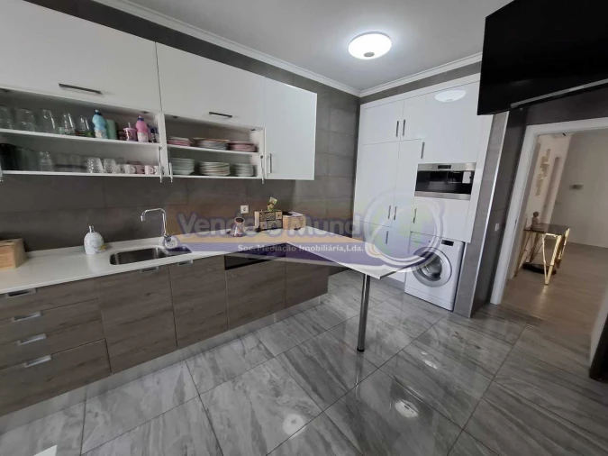 Apartamento T3 para Venda em Benavente Foto 3