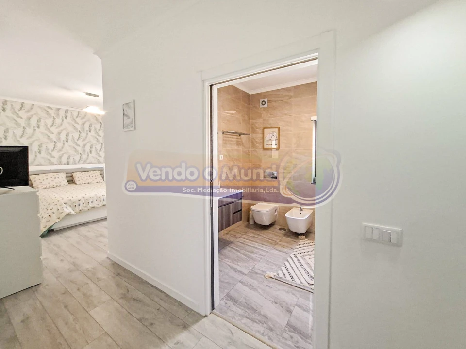 Apartamento T3 para Venda em Benavente Foto 17
