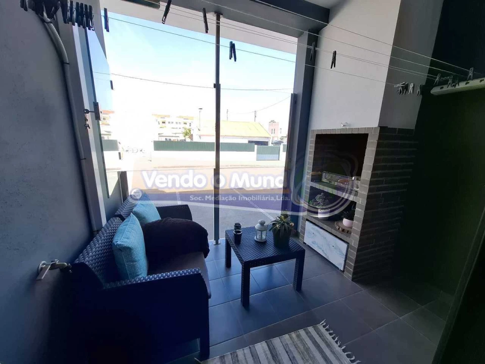 Apartamento T3 para Venda em Benavente Foto 7