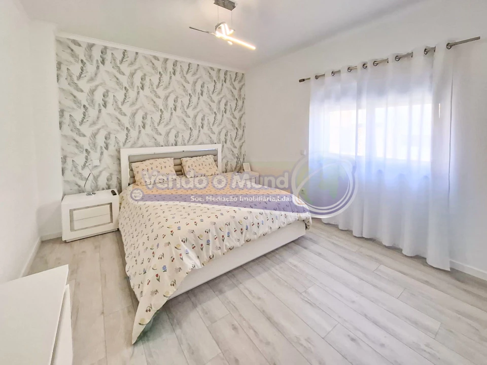Apartamento T3 para Venda em Benavente Foto 20