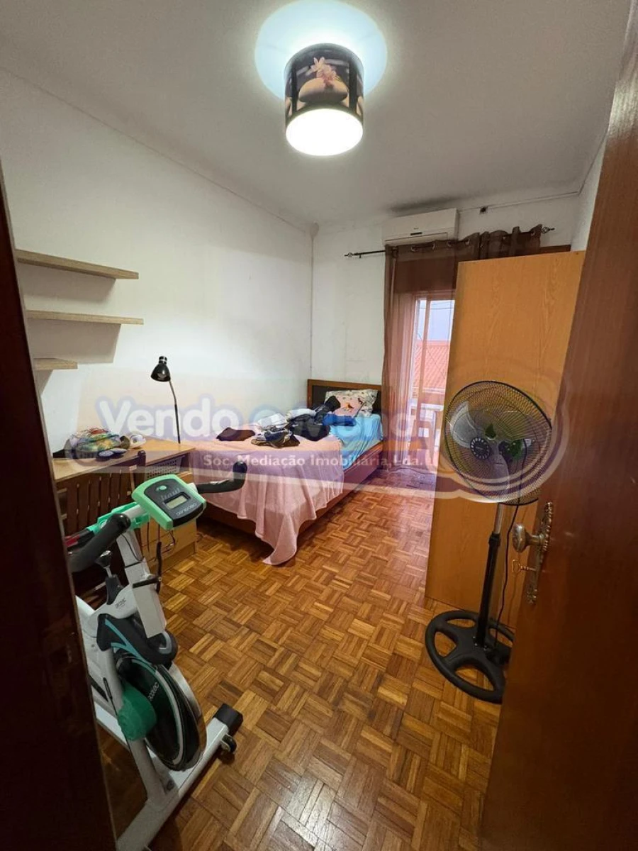 Apartamento T2 para Venda em Samora Correia Foto 8