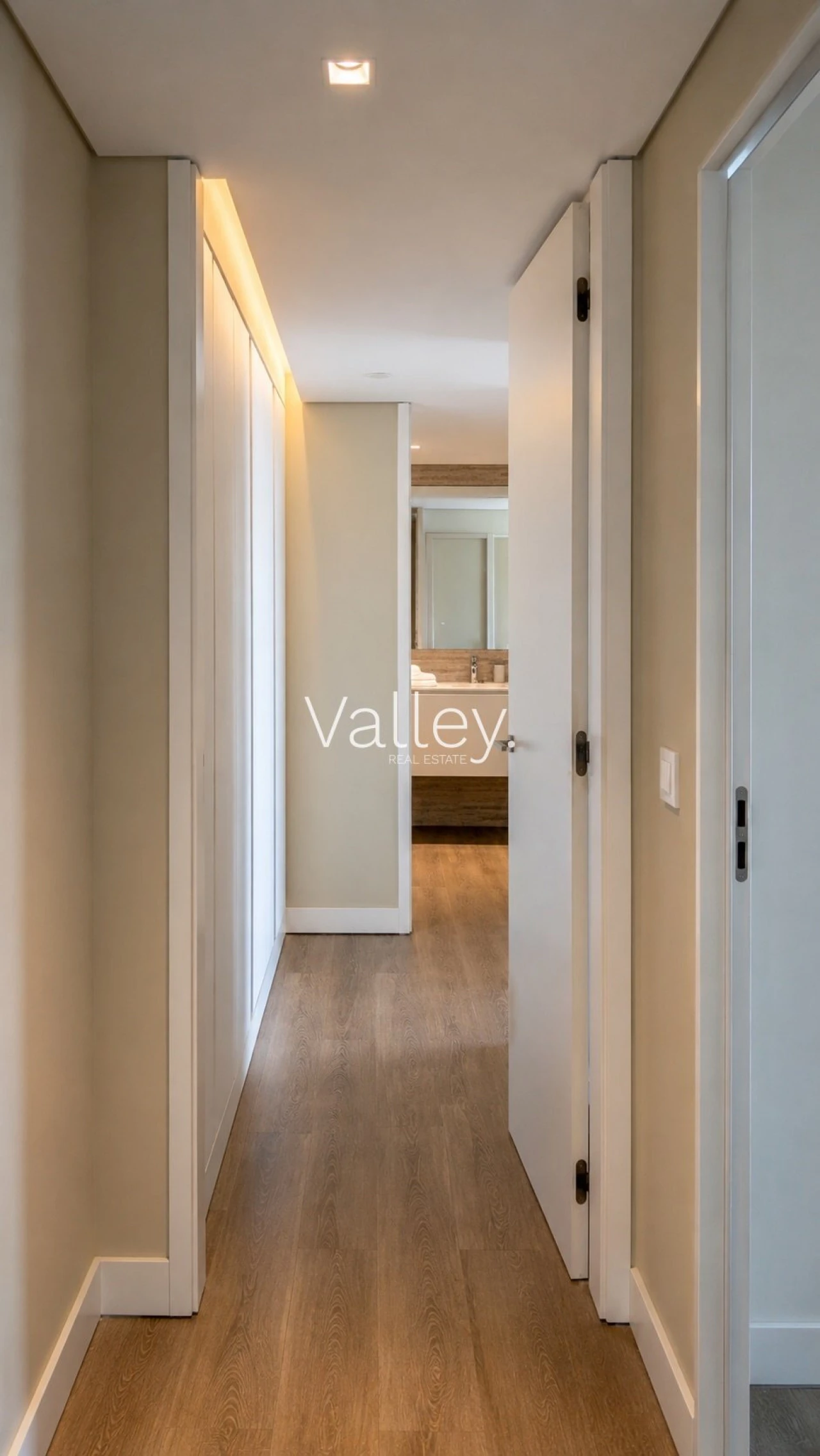 Apartamento T2 para Venda em Quarteira Foto 11