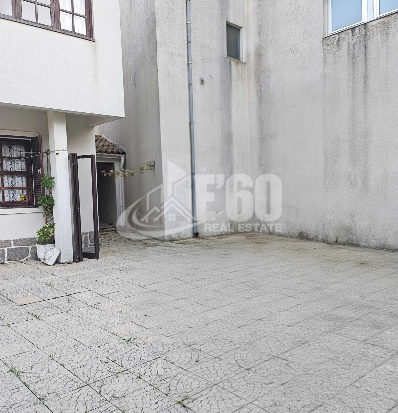 Moradia T4 para Venda em Espinho Foto 14