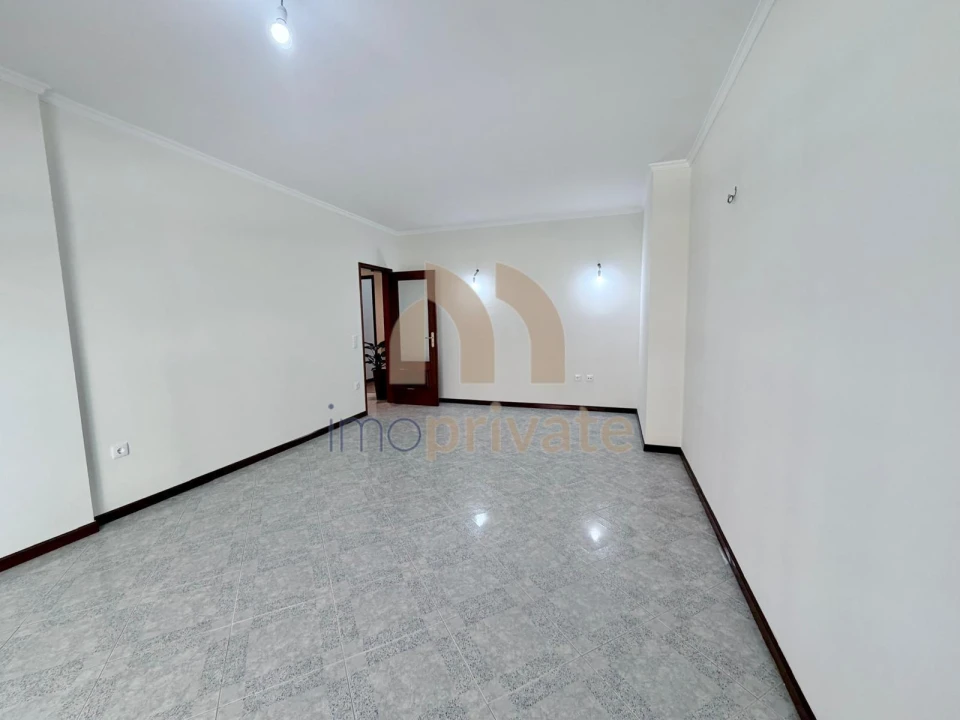 Apartamento T2 para Venda em Caldas de Vizela (São Miguel e São João) Foto 11