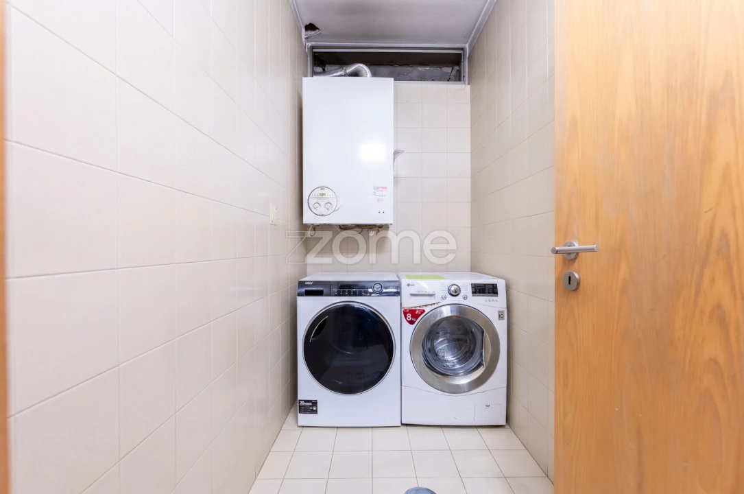 Moradia T4 para Venda em Cidade da Maia Foto 57