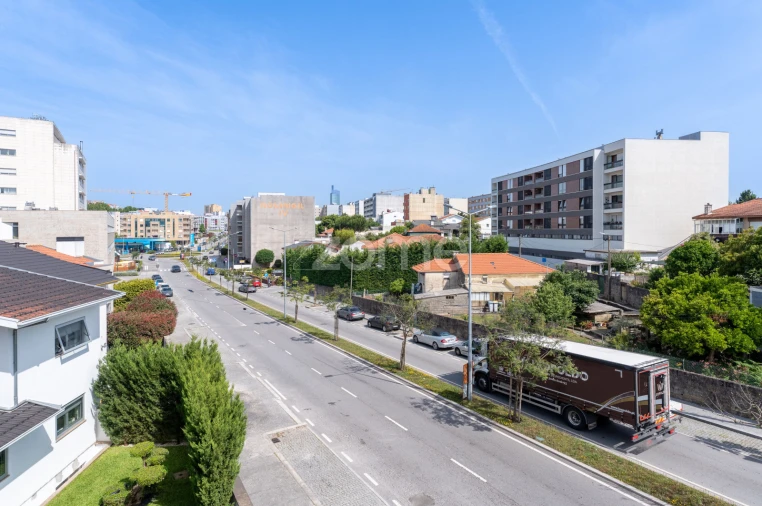 Moradia T4 para Venda em Cidade da Maia Foto 47