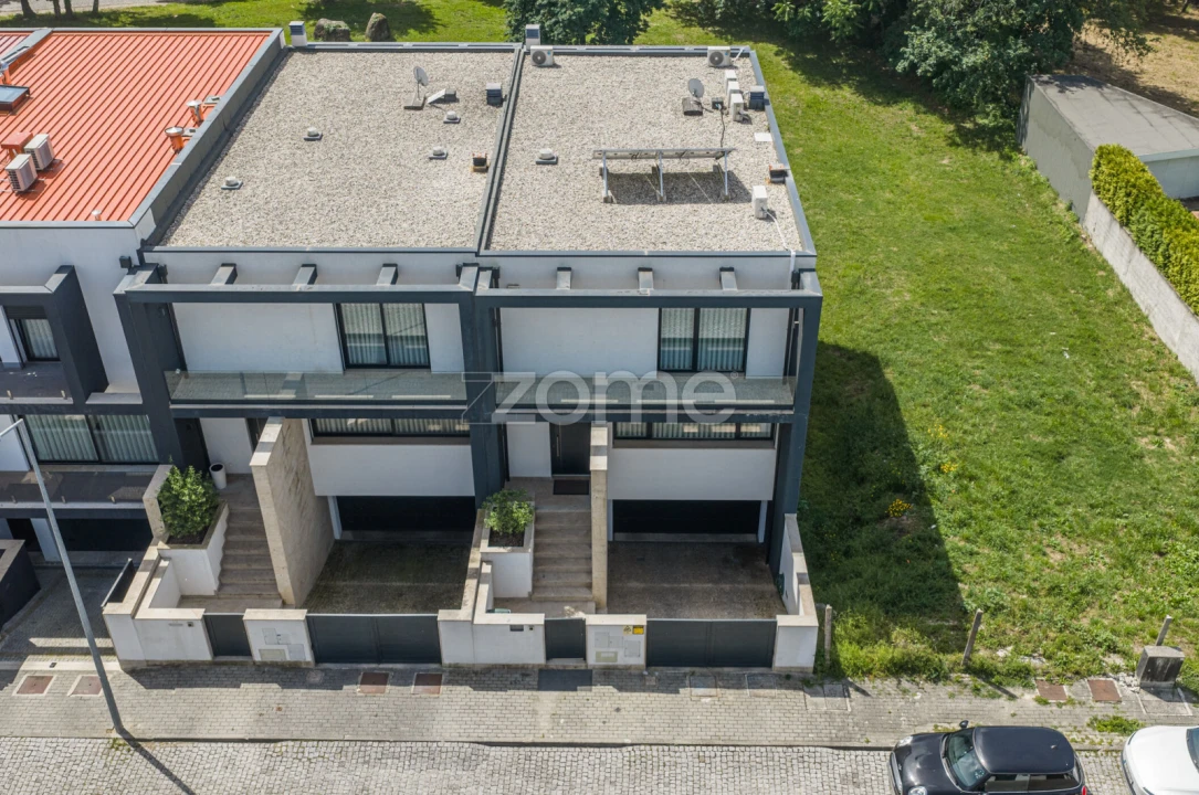 Moradia T3 para Venda em Merelim (São Pedro) e Frossos Foto 38