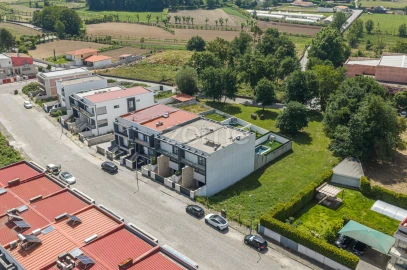 Moradia T3 para Venda em Merelim (São Pedro) e Frossos