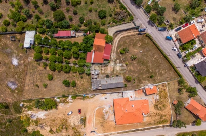 Terreno para Venda em Casais e Alviobeira