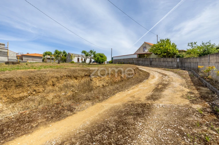 Terreno para Venda em Casais e Alviobeira Foto 23