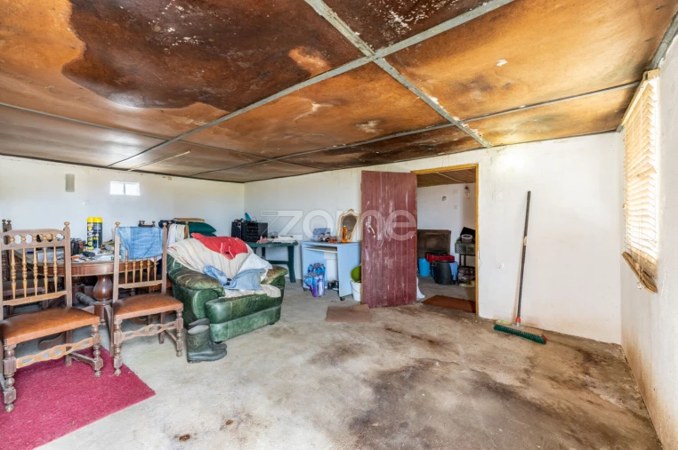 Terreno para Venda em Casais e Alviobeira Foto 4