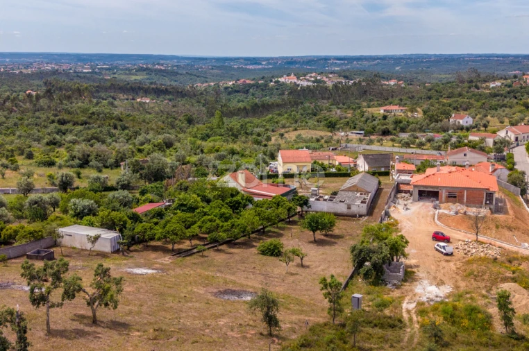 Terreno para Venda em Casais e Alviobeira Foto 31